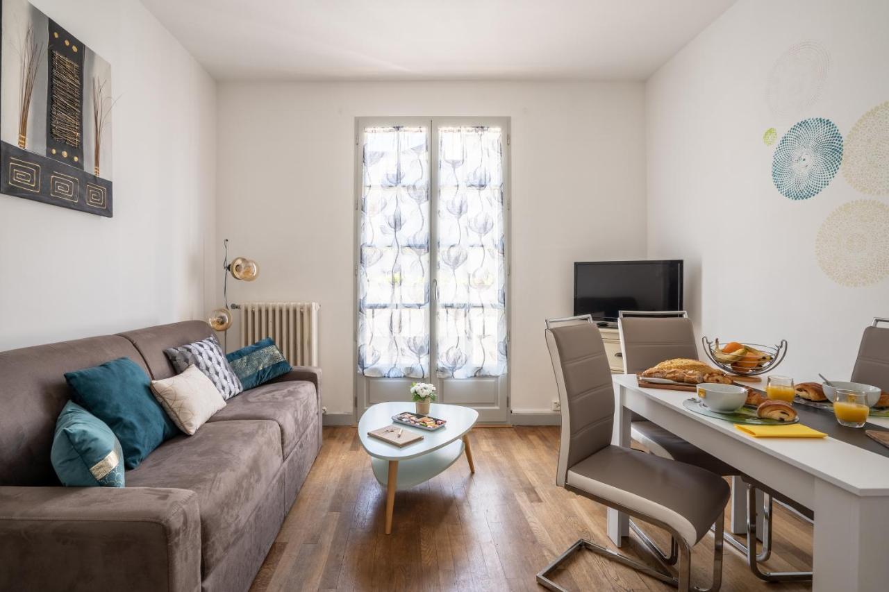 Superlogis L'Alysse Classe 3Etoiles Hypercentre 블루아 외부 사진